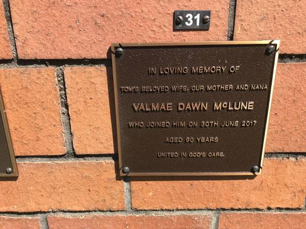 Valmae Dawn McLUNE  | d: 30 Jun 2017 aged 90  |   | Sherwood (Anglican) Cemetery, Brisbane  |   | 