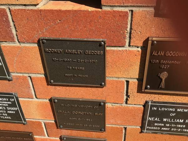 Rodney Ainsley GEDDES  | b: 10 Apr 1930  | d: 24 Feb 2010 aged 79  |   | Sherwood (Anglican) Cemetery, Brisbane  |   |   | 