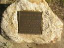 
Frederick & Alice COY,
England to Australia 1887,
settlement in Swanfels Valley,
descendants reunion 23-11-1997;
Swanfels Pioneers Memorial Park, Warwick Shire 

