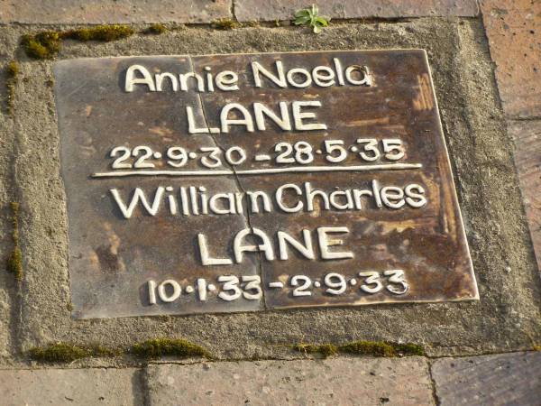 Annie Noela LANE,  | 22-9-30 - 28-5-35;  | William Charles LANE,  | 10-1-33 - 2-9-33;  | Tallebudgera Presbyterian cemetery, City of Gold Coast  | 