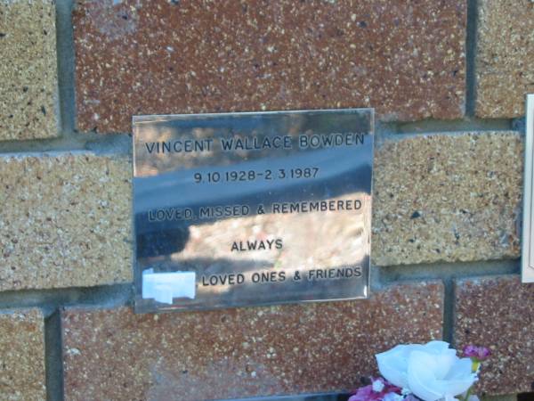 Vincent Wallace BOWDEN,  | 9-10-1928 - 2-3-1987;  | Tea Gardens cemetery, Great Lakes, New South Wales  | 