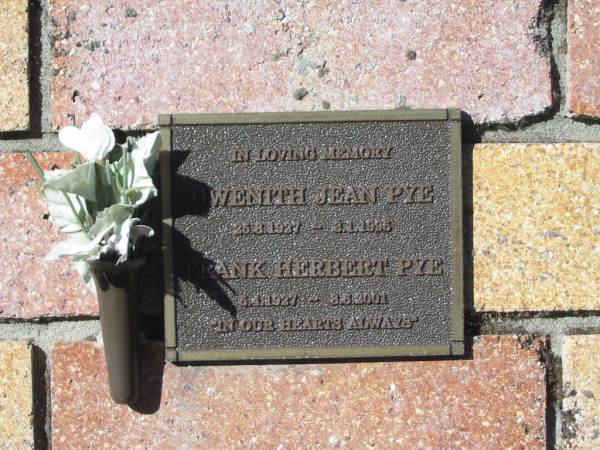 Gwenith Jean PYE,  | 25-8-1927 - 3-1-1995;  | Frank Herbert PYE,  | 5-4-1927 - 8-6-2001;  | Tea Gardens cemetery, Great Lakes, New South Wales  | 