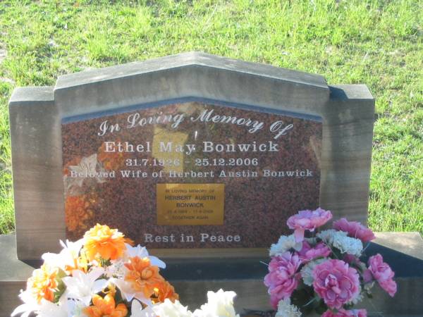 Ethel May BONWICK,  | 31-7-1926 - 25-12-2006,  | wife of Herbert Austin BONWICK;  | Herbert Austin BONWICK,  | 23-3-1924 - 17-8-2009;  | Tea Gardens cemetery, Great Lakes, New South Wales  | 