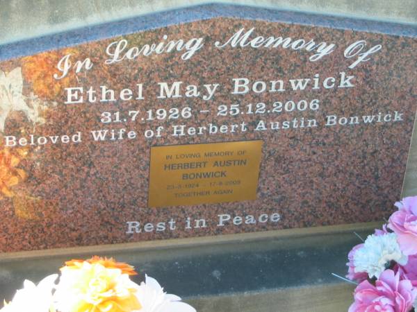 Ethel May BONWICK,  | 31-7-1926 - 25-12-2006,  | wife of Herbert Austin BONWICK;  | Herbert Austin BONWICK,  | 23-3-1924 - 17-8-2009;  | Tea Gardens cemetery, Great Lakes, New South Wales  | 