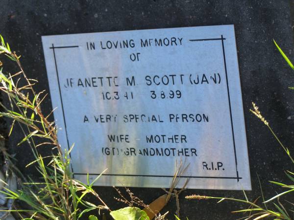 Jeanette M. (Jan) SCOTT,  | 10-3-41 - 3-8-99,  | wife mother gt-grandmother;  | Tea Gardens cemetery, Great Lakes, New South Wales  | 