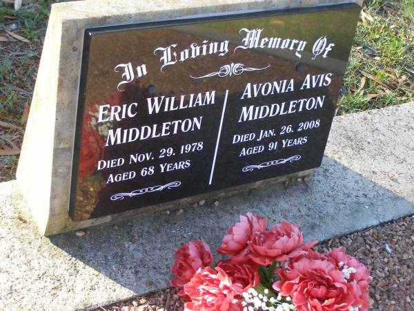 Eric William MIDDLETON,  | died 29 Nov 1978 aged 68 years;  | Avonia Avis MIDDLETON,  | died 26 Jan 2008 aged 91 years;  | Tea Gardens cemetery, Great Lakes, New South Wales  | 