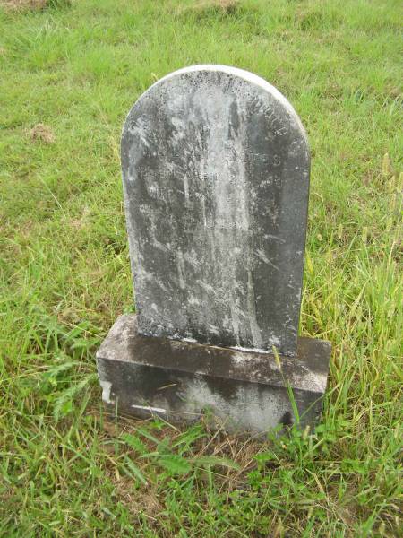 Lillian BATES,  | born 21 Apr 1909,  | died 30 May 1911;  | Tiaro cemetery, Fraser Coast Region  | 