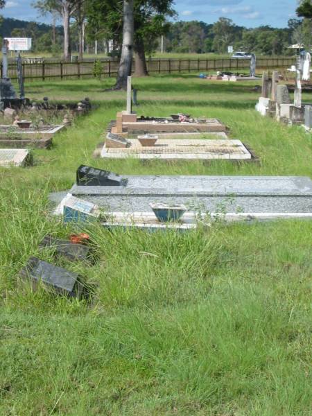 Tiaro cemetery, Fraser Coast Region  | 