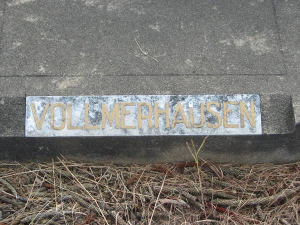 Ken VOLLMERHAUSEN,  | accidentally burnt 24 Nov 1951 aged 8 years;  | Owen VOLLMERHAUSEN,  | accidentally burnt 24 Nov 1951 aged 6 years;  | Tiaro cemetery, Fraser Coast Region  | 