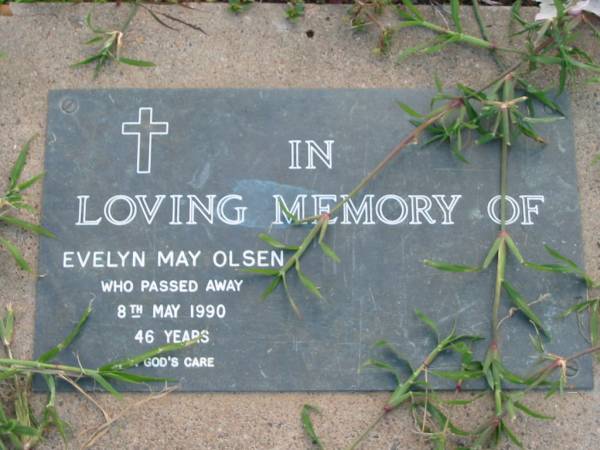 Evelyn May OLSEN  | 8 May 1990 aged 46  | Toogoolawah Cemetery, Esk shire  | 