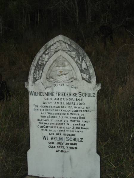 Wilhelmine Friederike SCHULZ  | geb 27 Nov 1845  | gest 21 Marz 1919  | and husband  | Wilhelm SCHULZ  | geb July 29 1848  | gest Sept 7 1920  | Vernor German Baptist Cemetery, Esk Shire  | 