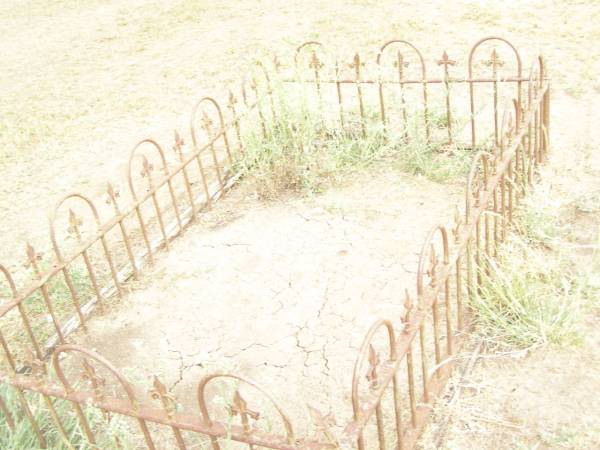 Warra cemetery, Wambo Shire  | 