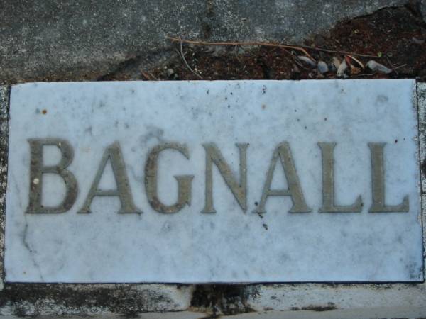 BAGNALL  | Timothy Corbett BAGNALL  | 10 Dec 1932, aged 62  | Rose Ann BAGNALL  | 1 Jul 1949, aged 68  |   | Harold Corbett BAGNALL  | b: 23 Aug 1918, d: 2 Oct 1996  | Dorothy May BAGNALL (nee FLESSER)  | b: 20 Dec 1924, d: 23 Jul 2000  |   | Wonglepong cemetery, Beaudesert  |   | 