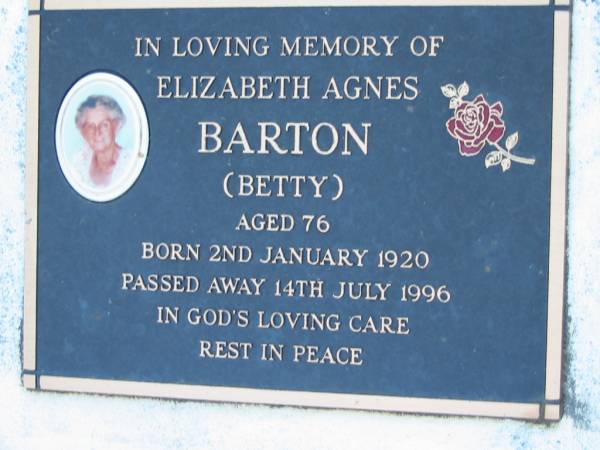 Elizabeth Agnes BARTON (Betty)  | b: 2 Jan 1920, d: 14 Jul 1996, aged 76  | Wonglepong cemetery, Beaudesert  | 