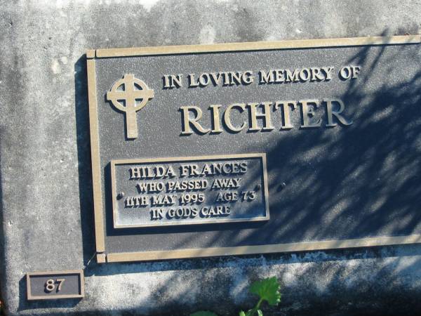 RICHTER, Hilda Frances,  | died 11 May 1995 age 73;  | Woodford Cemetery, Caboolture  | 