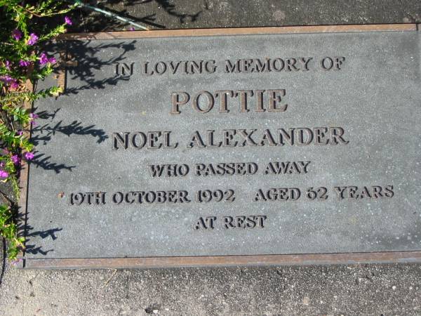POTTIE, Noel Alexander,  | died 19 Oct 1992 aged 62 years;  | Woodford Cemetery, Caboolture  | 