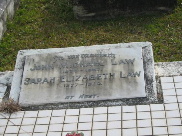 John Michael LAW  | b: 1875  | d: 1957  |   | Sarah Elizabeth LAW  | b: 1877  | d: 1970  |   | Yandina Cemetery  |   | 