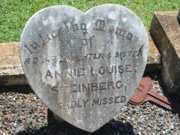 Anna Louise STERNBERG,  | wife mother,  | 1886 - 1952;  | Albert STERNBERG,  | father,  | 1881 - 1961;  | Annie Louise STEINBERG,  | daughter sister;  | Yarraman cemetery, Toowoomba Regional Council  | 