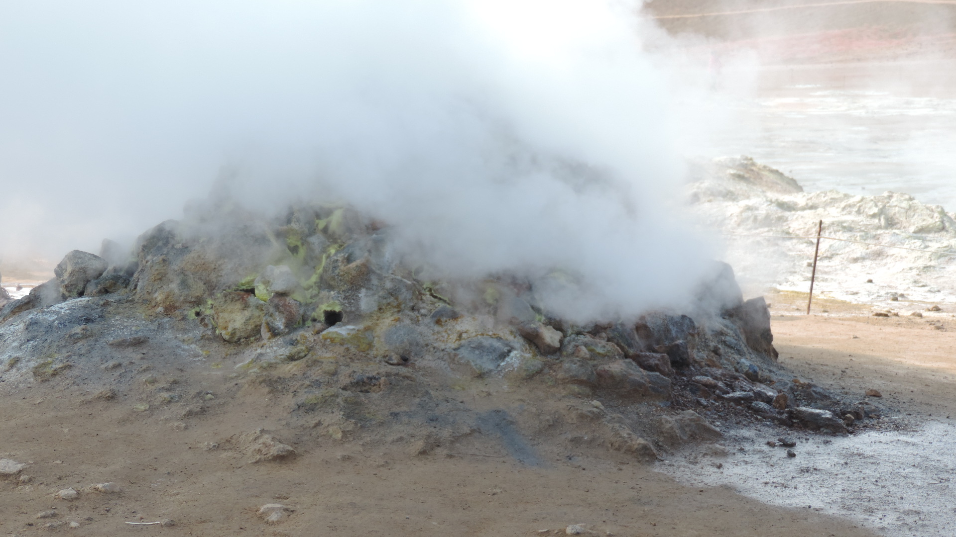 fumarole