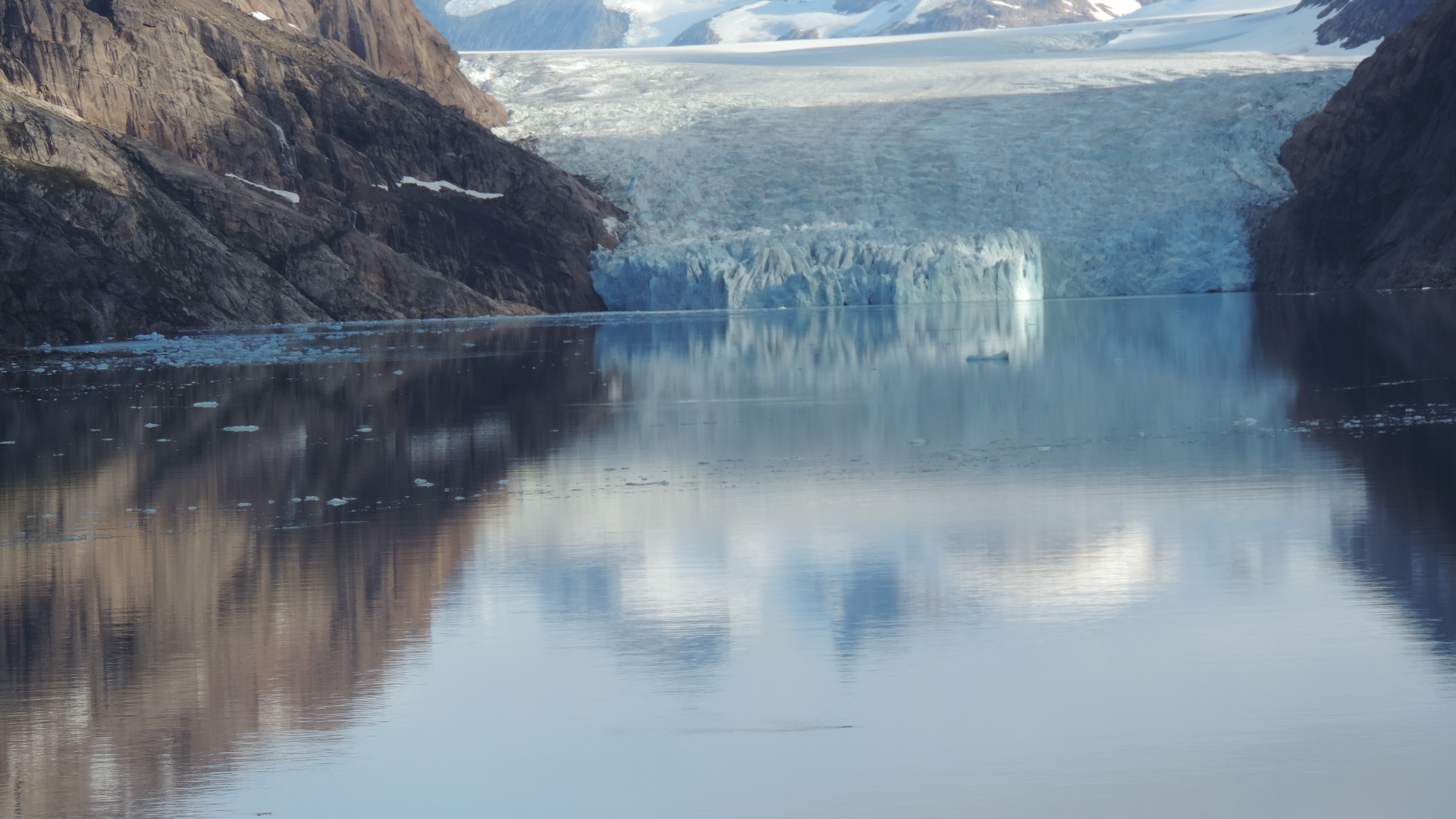 glacier in prince Christian sound