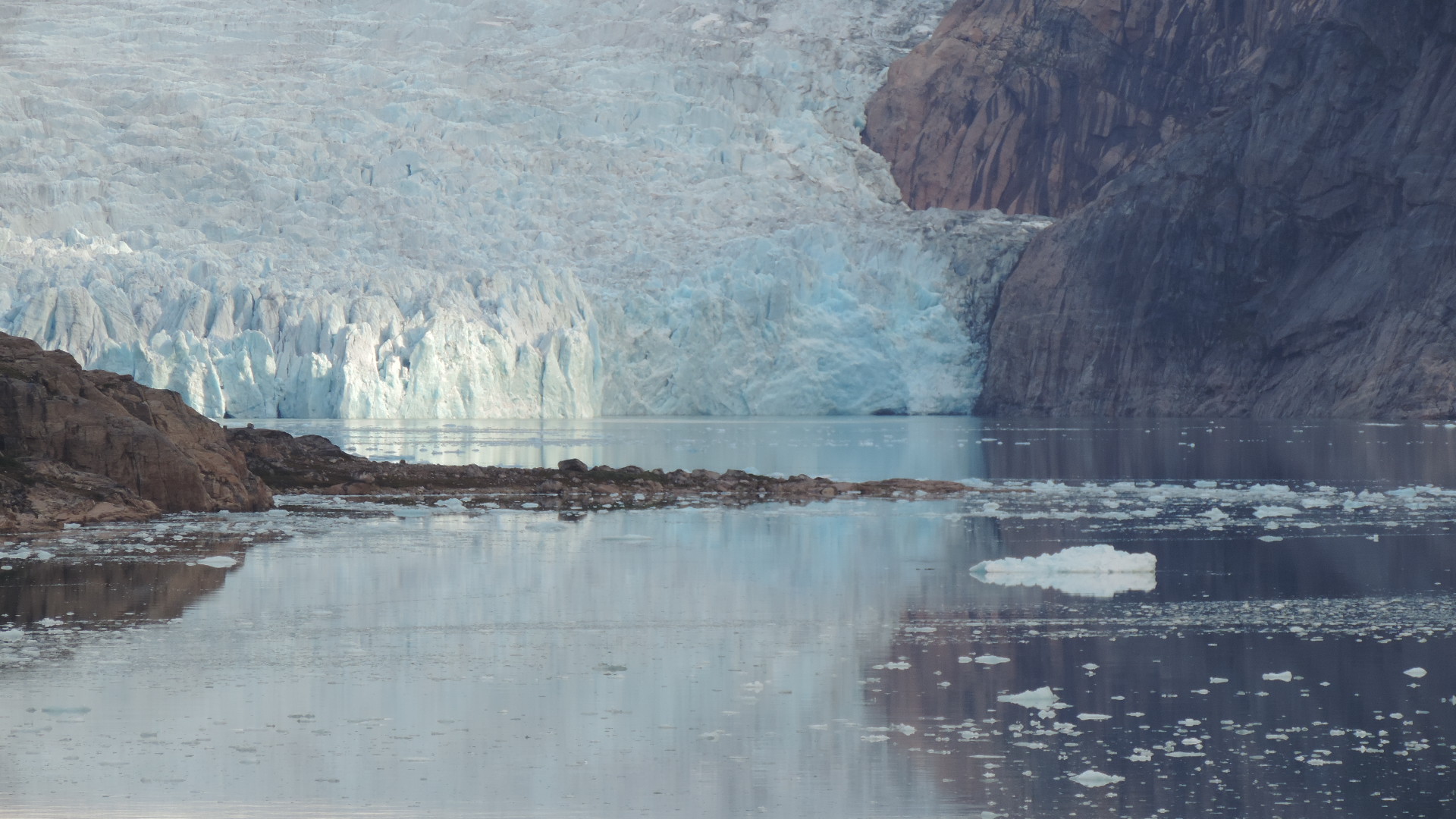 glacier in prince Christian sound